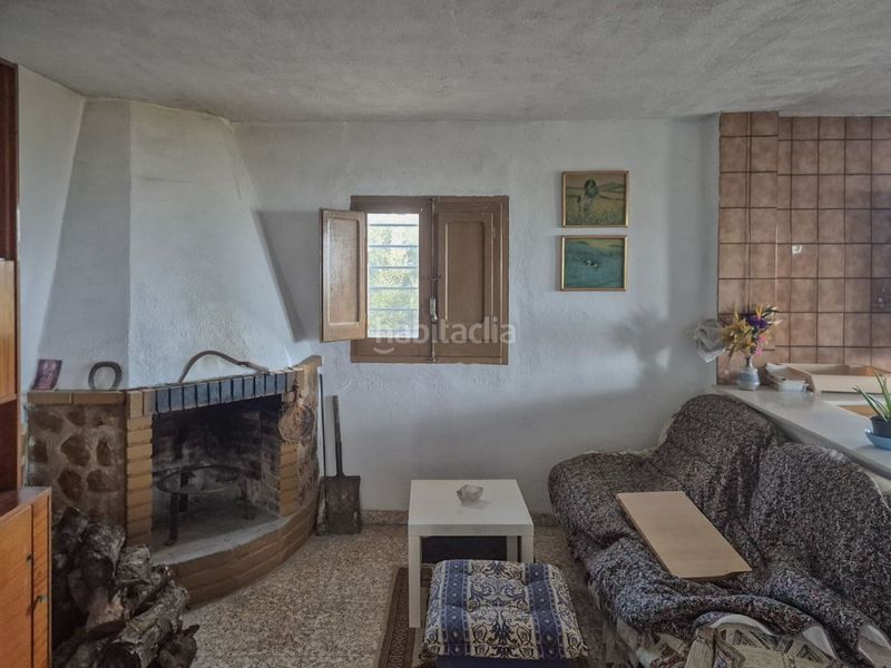 Foto f15b0cc8-d746-4a8e-8bc7-e573e3f8d760. Masia a Alcanar