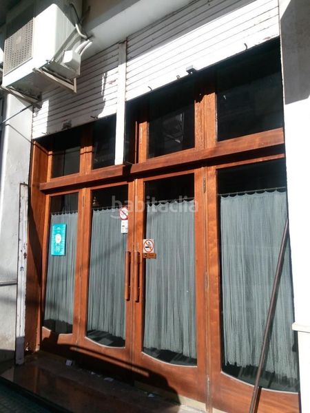 Foto a3580766-c41d-43c1-b2e9-e262090f7a78. Local comercial a Centre La Ràpita