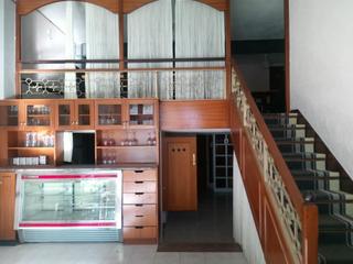 Geschäftsraum in Centre. Local com. en venta en sant carles de la rapita.
