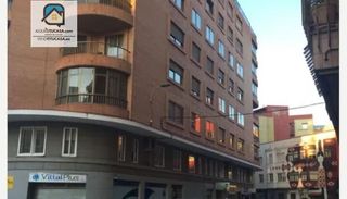 Pis a Centro. Piso mujer palentina