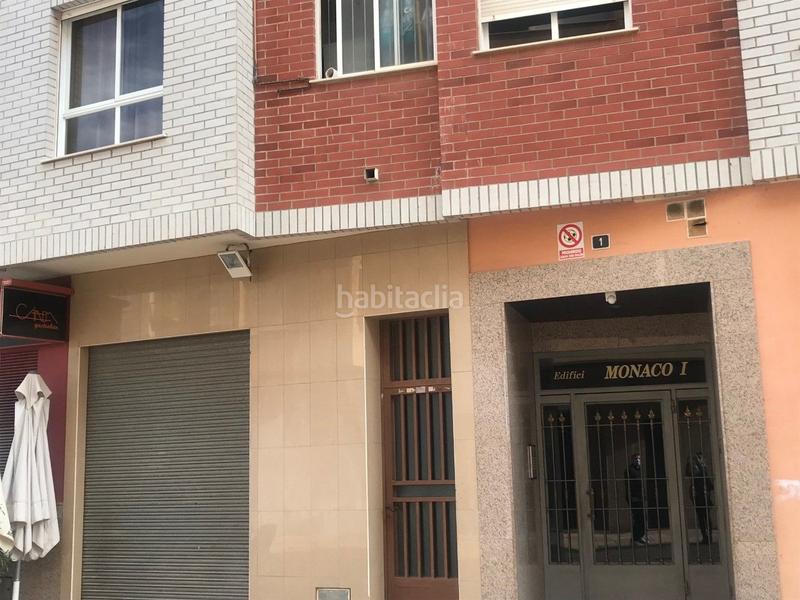 Foto 4c90c987-8e36-47ed-a2bf-6c5b81b4cf98. Local commercial dans calle pintor bosch 2 dans Piscinas Villarreal / Vila - real