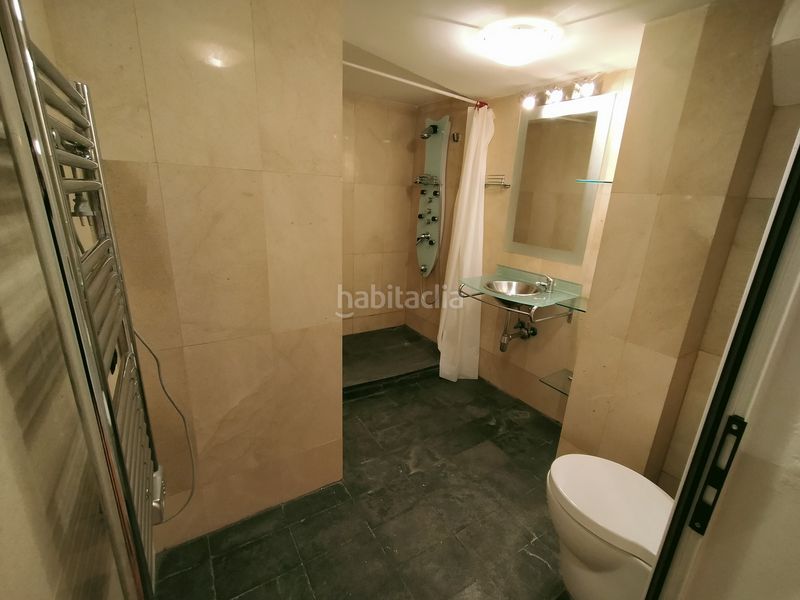 Foto 34e4af0e-b1b7-4470-a96d-f4e1dcb1820e. Local comercial a calle de la marina española 12 a Zaragoza