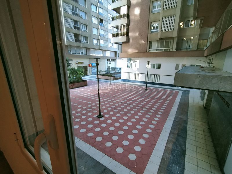 Foto 351ee129-3157-46f6-8e5c-8b153e20fd57. Local comercial a calle de la marina española 12 a Zaragoza
