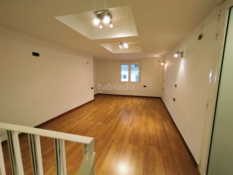 Foto 3bd89800-1fb8-464d-a1e5-a23adef12de9. Local comercial a calle de la marina española 12 a Zaragoza