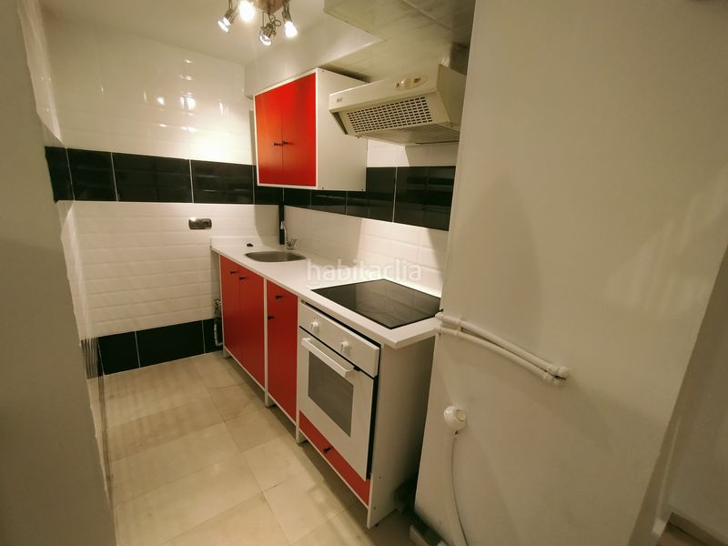 Foto 8a10fd77-1a91-44a9-aabc-0f7fc91ad283. Local comercial a calle de la marina española 12 a Zaragoza