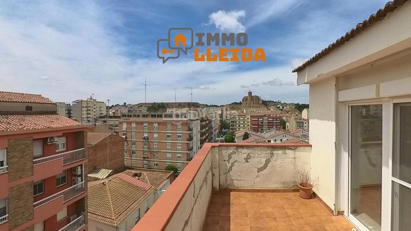 Foto 9f9899ff-6b96-44c1-8e34-76c5de5082f9. Dúplex fabuloso dúplex con amplias estancias y 4 terrazas con vistas. en Balaguer
