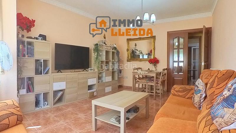 Foto c5a7fd5d-fc26-4b58-9725-8891e3e64379. Flat with heating in Balaguer