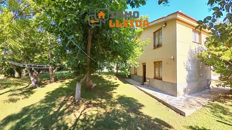Foto 58ca2c82-44d5-48b0-b1d1-732824eb7a85. Casa en colonia oportunidad casa a los 4 vientos con jardín en Rosselló