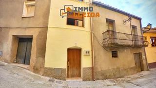 Reihenhaus  De l'església 18. Oportunidad casa en montgai