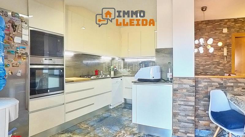 Foto 1dcea440-52b0-4c6a-aa45-52220e6b4c9f. Zweistöckige wohnung in joan oró 3 in Térmens