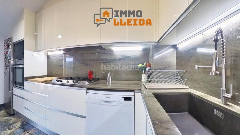 Foto 5d9a3d3f-fbf7-4477-8195-b2fd7dbac8f7. Zweistöckige wohnung in joan oró 3 in Térmens