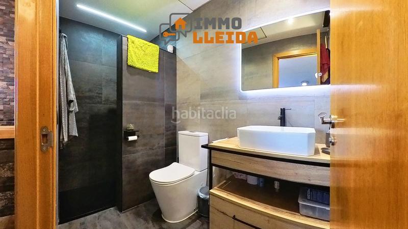 Foto d0d7f9ec-e9ba-4e84-803e-917b9355c66a. Zweistöckige wohnung in joan oró 3 in Térmens