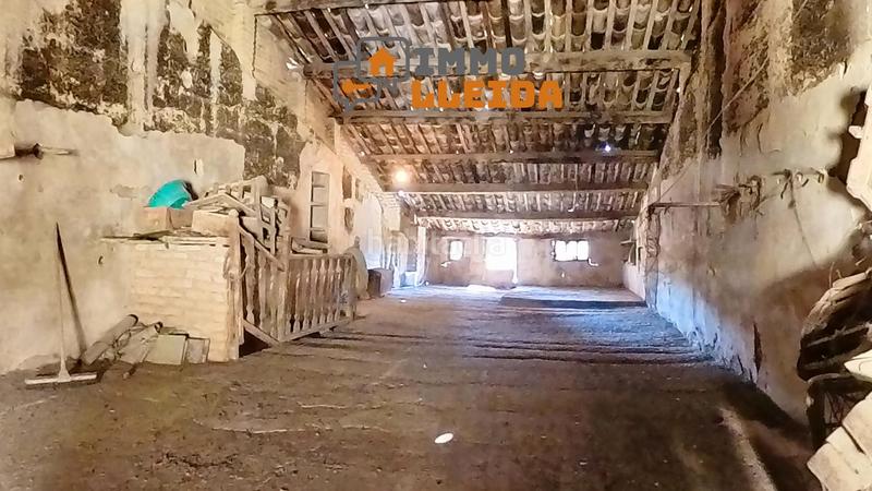 Foto 3997f752-6da2-4edd-9959-691c3ac532be. Maison jumelée dans cristòfol colom 6 dans Bellvís