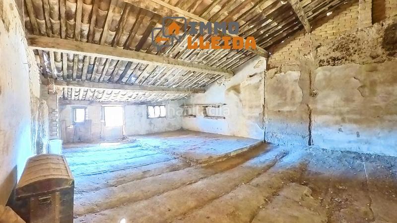 Foto ec1d50b8-e6c4-4dff-bc63-c08ffe0760b0. Maison jumelée dans cristòfol colom 6 dans Bellvís