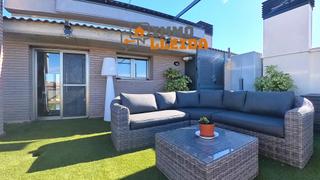 Àtic  Garbí. Vive en un ático dúplex con terraza de ensueño y vistas panorámi