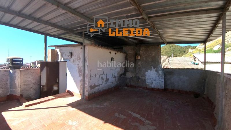 Foto efb6e5ec-8087-4354-a878-2dd35c7d7e67. Casa adossada a Castelló de Farfanya