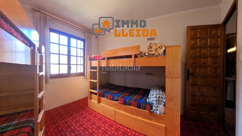 Foto e298b511-236b-4830-ac16-e4be85077b25. Casa adossada a Àger