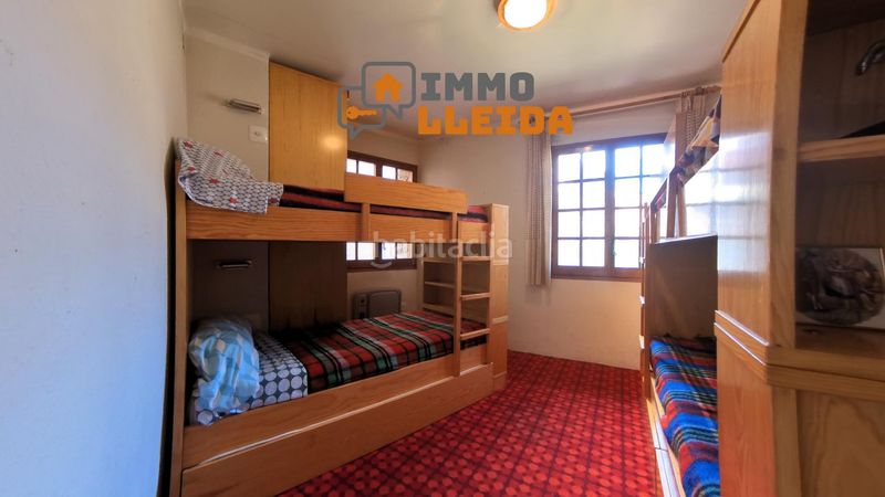 Foto f5207556-fd1f-44b8-ae0e-3781db957b9d. Casa adossada a Àger