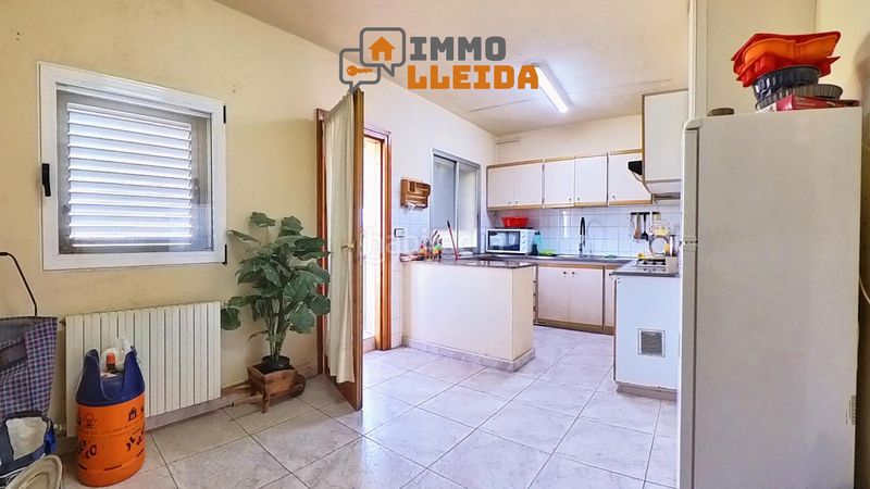 Foto 00fe9f4c-f01b-489d-896e-6a129f746e22. Casa adossada a alguer 11 a Balaguer