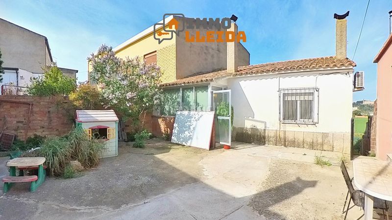 Foto e86946a1-21f2-4a78-ac0a-a1881a90a8b1. Casa adossada a alguer 11 a Balaguer