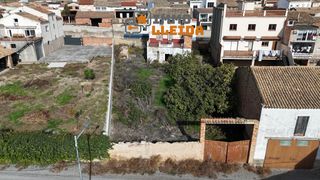Maison jumelée à Bellcaire d´Urgell. Oportunidad casa con jardín en bellcaire durgell