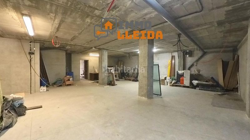 Foto fc732859-1bc1-411f-b059-3c4167ddef8c. Local comercial a calle de les franqueses 63 a Balaguer
