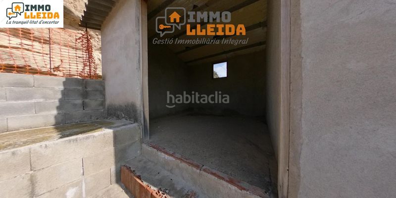 Foto 1c1d612f-c144-4bc5-be1b-25a39e10b832. Casa adosada en calle vernet 17 casa en vernet por acabar de reformar y con múltiples posibilidades!! en Artesa de Segre