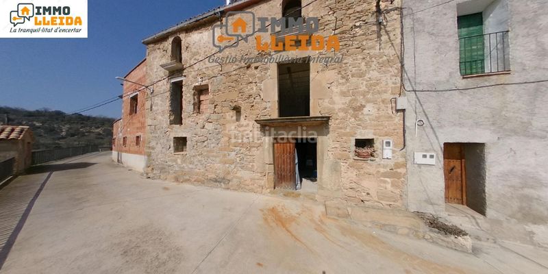 Foto 3d879ee0-2dfe-4599-80d8-bce06212d376. Casa adosada en calle vernet 17 casa en vernet por acabar de reformar y con múltiples posibilidades!! en Artesa de Segre