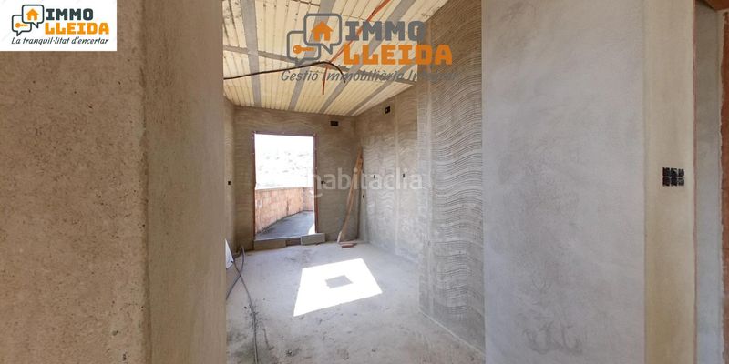 Foto c536e007-85ad-420b-ada0-f32d68ca3b77. Casa adosada en calle vernet 17 casa en vernet por acabar de reformar y con múltiples posibilidades!! en Artesa de Segre