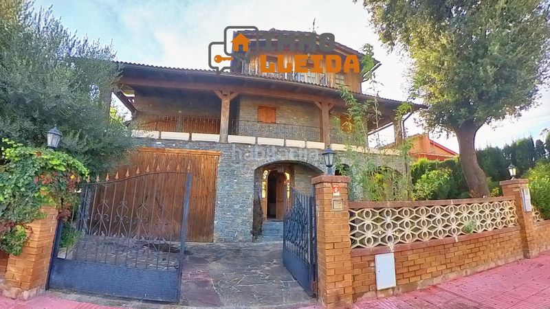 Foto 6099e25a-b8f8-4968-a26f-23f5873fb5da. Casa a calle sant armengol 4 a Alpicat
