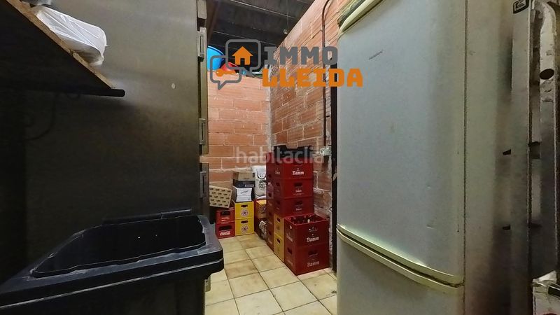 Foto b8fded4b-d33b-4a4d-8aec-314aaeb32447. Local comercial a avenida tarragona 3 a Tàrrega