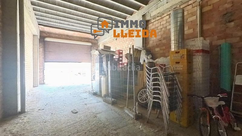 Foto c27a8371-9cb4-40a2-8b5c-4cf7e8d8985d. Local comercial a avenida tarragona 3 a Tàrrega