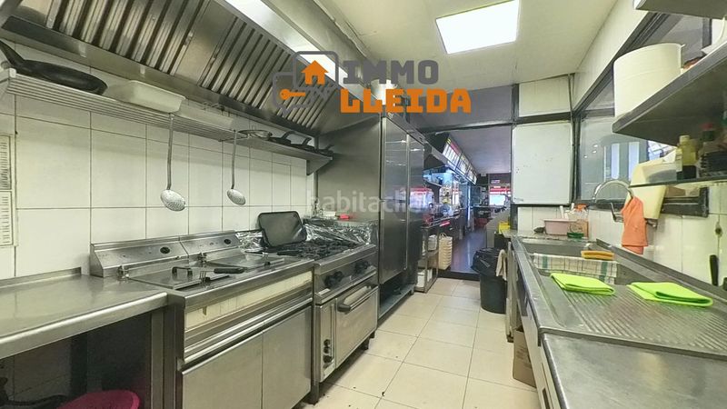Foto dd1ba4ea-5c45-43cb-af7e-59059b9f5b09. Local comercial a avenida tarragona 3 a Tàrrega