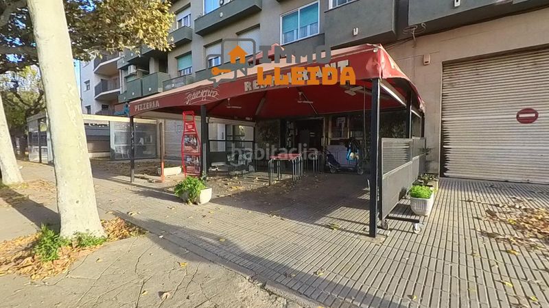 Foto ecb543a8-663e-430b-9bc6-8f54a985facb. Local comercial a avenida tarragona 3 a Tàrrega