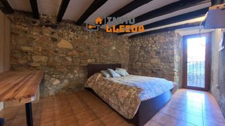 Casa a schiera in Ponts. Vive en el corazón de ponts con espacio y posibilidades infinita