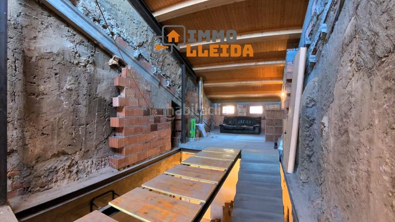 Foto 2aad8c76-6141-4368-8514-93375d999676. Casa adossada a calle vilanova a Ponts