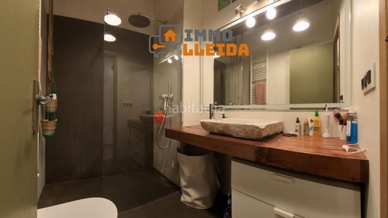 Foto 2d273e2b-99e8-4ca2-865a-e84bd8ebe570. Casa adossada a calle vilanova a Ponts