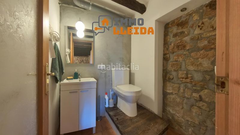 Foto 7df4d9b0-2f03-403e-845c-e12e6ad37fe6. Casa adossada a calle vilanova a Ponts