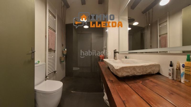 Foto d70d5de3-04c6-4898-9b84-5042192a0b5e. Casa adossada a calle vilanova a Ponts