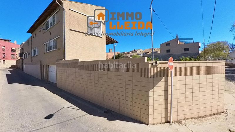 Foto f3b4a86f-5ead-4b6f-8fee-d1e7a9e43b59. Xalet a calle riu 23 a Tàrrega