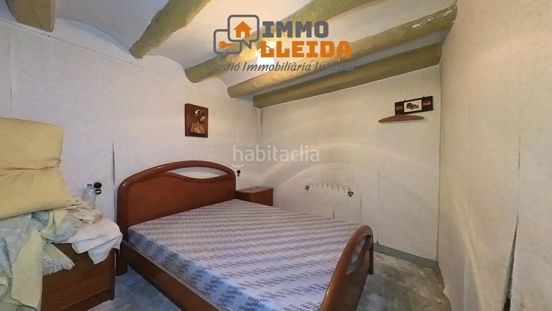 Foto 3123aace-66a4-4c43-a783-ab19c26eae4f. Casa adossada a calle nou 7 a Cervera