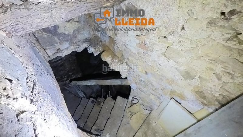Foto 57423c1a-a5b9-4641-a502-5f1441ad091e. Casa adossada a calle nou 7 a Cervera