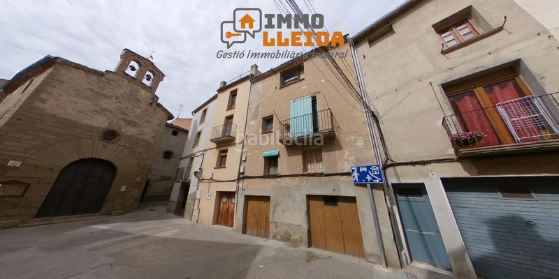 Foto 6282e4f6-8ab9-4259-bb18-0289cc686596. Casa adossada a calle nou 7 a Cervera
