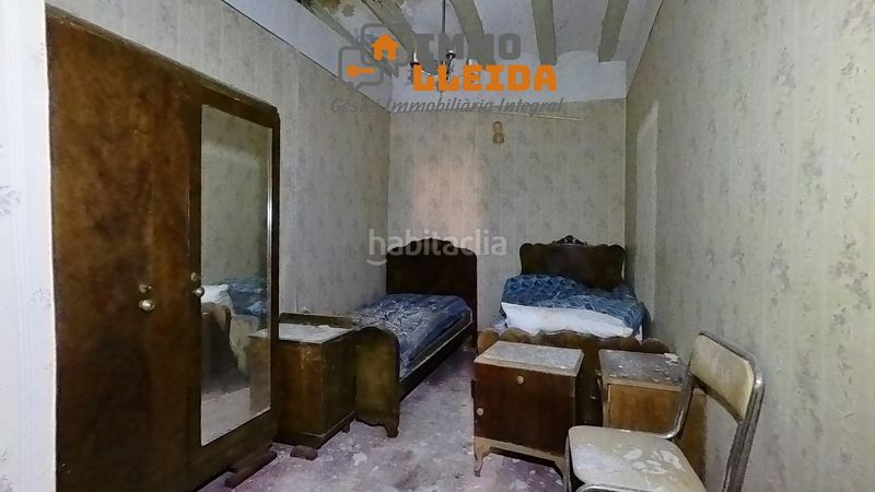Foto 7fee2b08-231a-4179-a857-4383469014c7. Casa adossada a calle nou 7 a Cervera