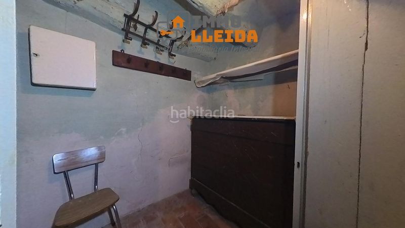 Foto 86f93a8b-969c-4b59-9010-f09531593dca. Casa adossada a calle nou 7 a Cervera