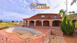 House in Avenida de puig-gros 18. Chalet exclusivo en arbeca