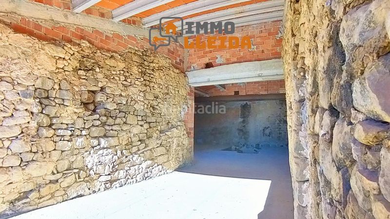 Foto c93a98c3-8743-42ce-a456-b5be21563b3d. Casa adossada a calle major a Vilanova de Meià