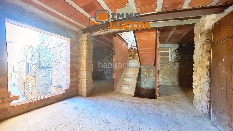 Foto d322e9ed-3663-4f14-9ad5-becdd99b1100. Casa adossada a calle major a Vilanova de Meià