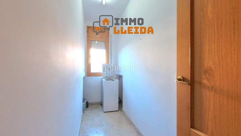 Foto ba2d6b78-9d27-41c9-b8fa-5dd5a5ebec63. Pis a calle del mig a Térmens