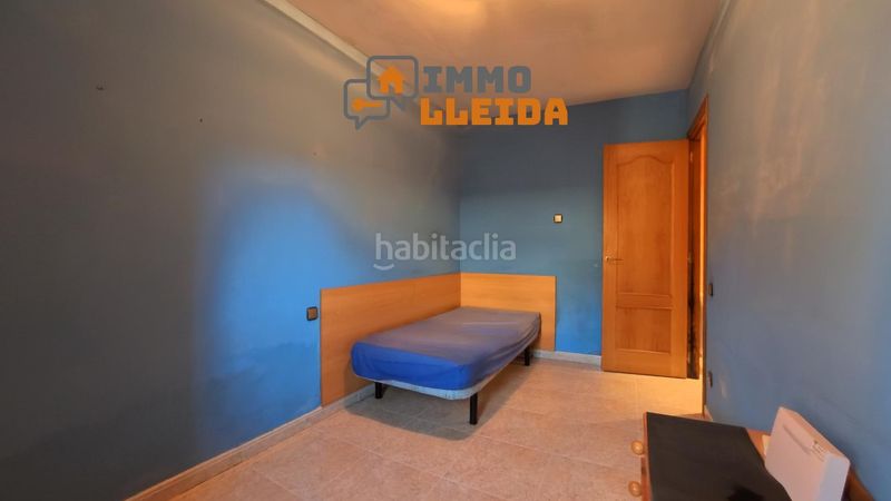 Foto fc6be0e3-1c87-4a4b-b8b2-8b4fa0004363. Pis a calle del mig a Térmens